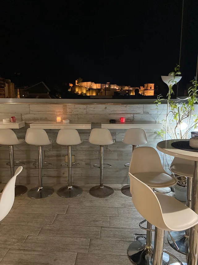 Terraza la Merced Karaoke Bar 